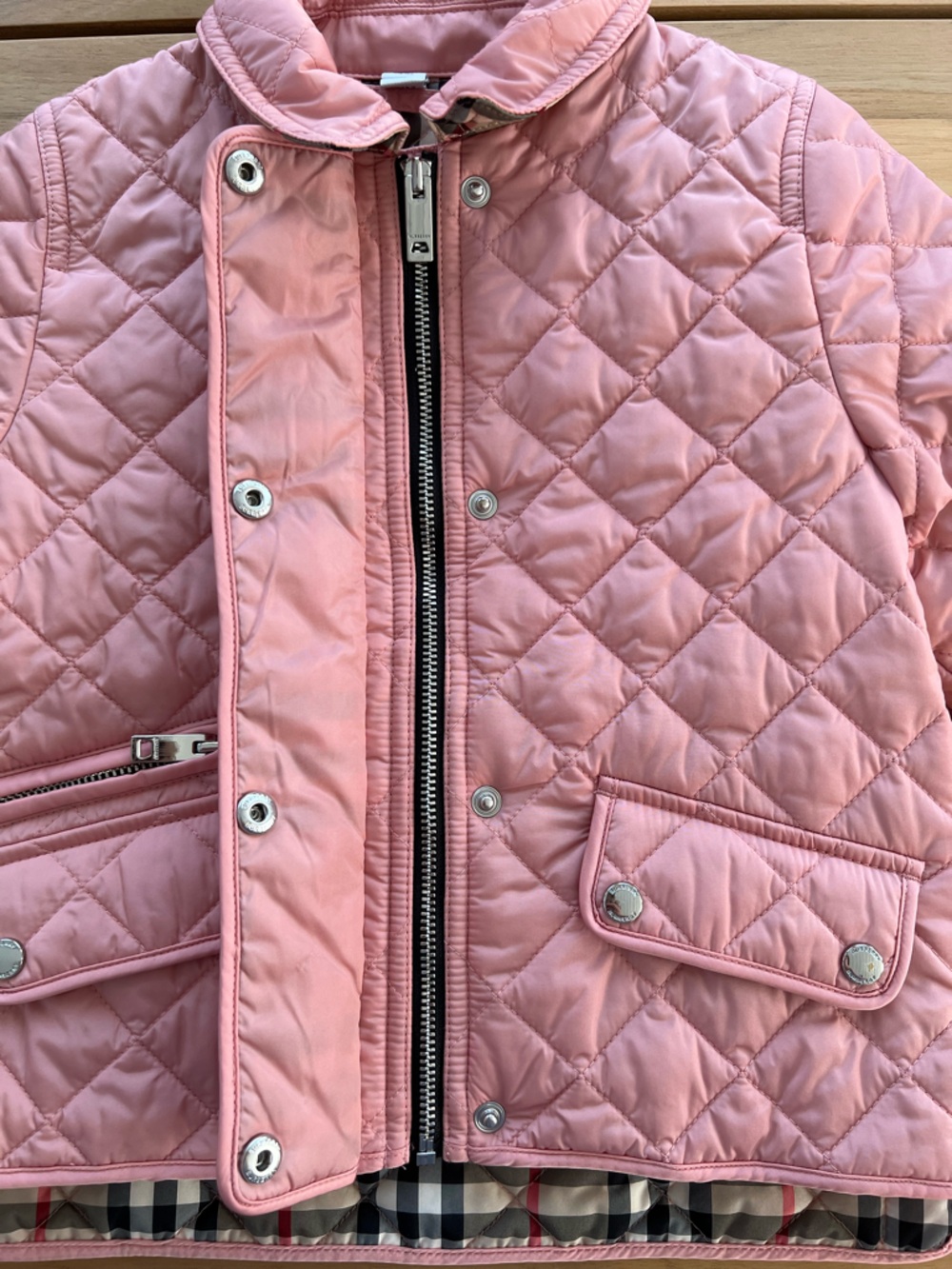 Burberry toddler's Quilted Pink Jacket 2Y - Picture 11 of 11